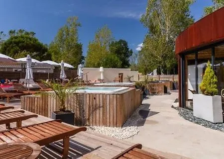 Mobil Premium Et Piscine Domaine La Yole Proche Valras *