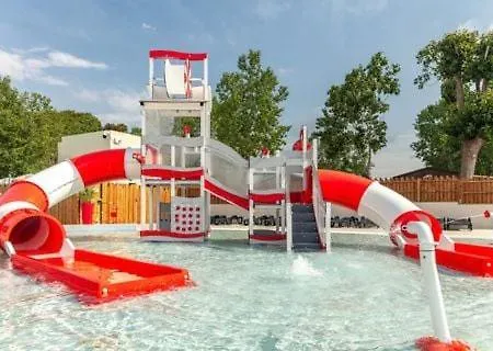 Mobil Premium Et Piscine Domaine La Yole Proche Valras