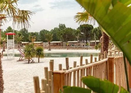Mobil Premium Et Piscine Domaine La Yole Proche Valras مكان تخييم